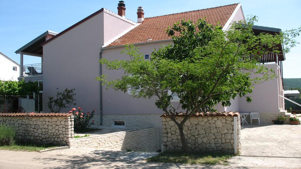 Krkahaus Hotel Lozovac Exterior photo